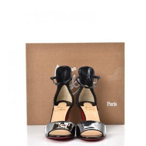 Christian Louboutin Terez heel